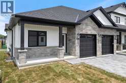 414 ANISE LANE | Sarnia Ontario | Slide Image Two