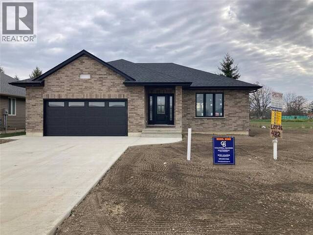 4013 GREENWOOD STREET Petrolia Ontario, N0N 1R0 - 5 Bedrooms Home For Sale