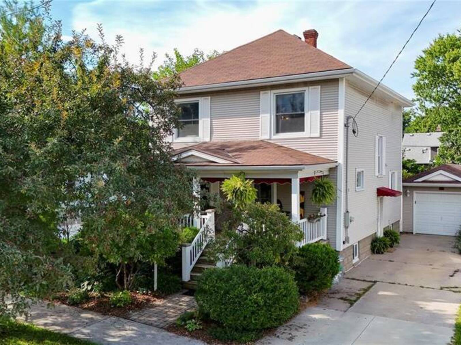 366 Cameron STREET, Sarnia, Ontario N7T 4B6