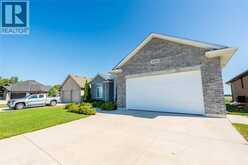 3940 ARIE COURT | Plympton-Wyoming Ontario | Slide Image Two