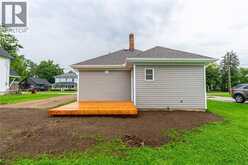 528 ST CLAIR STREET | Warwick Ontario | Slide Image Fifteen