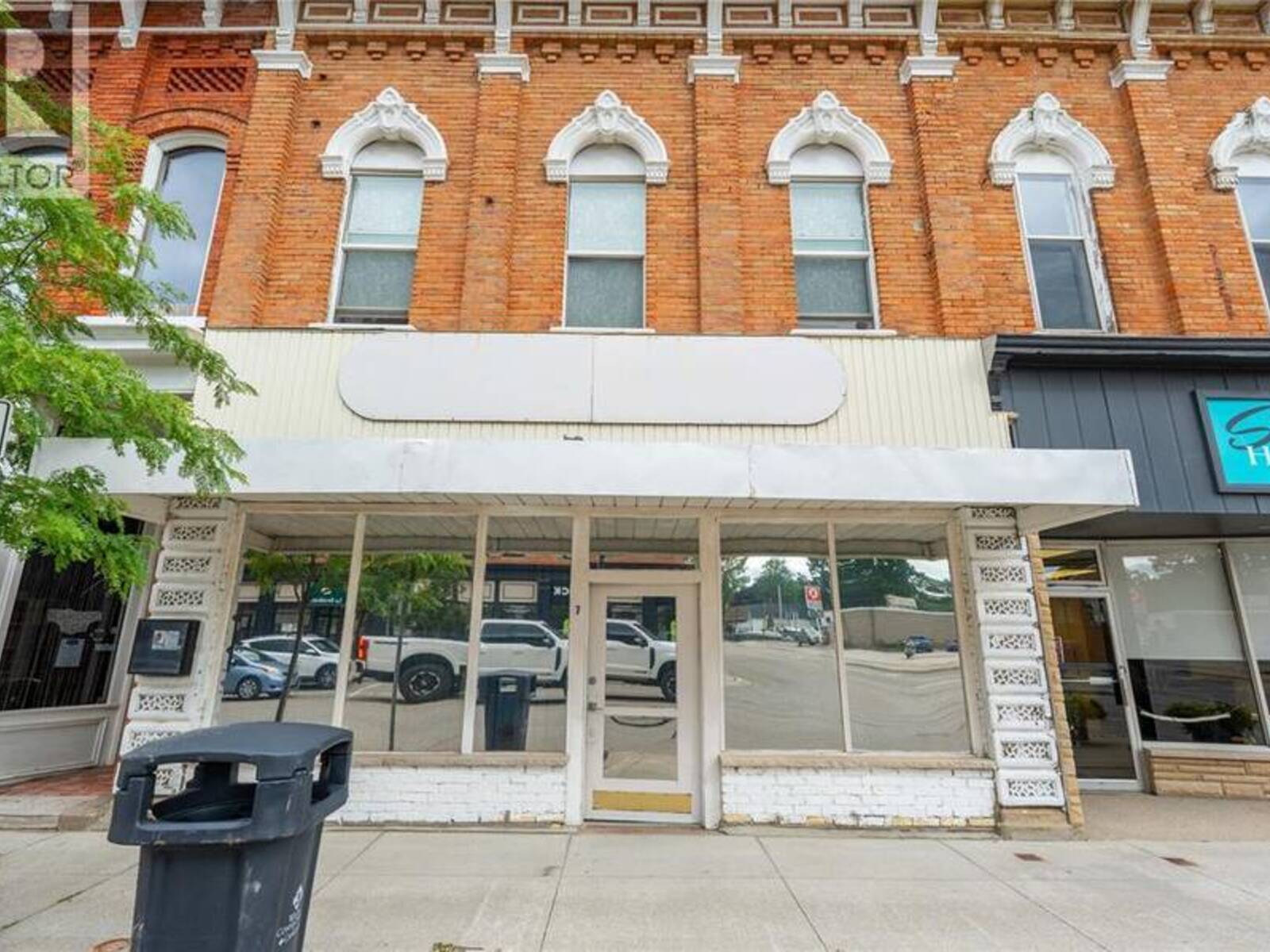 7 Main STREET West, Chatham-Kent, Ontario N0P 2C0