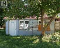 1988 BEACHWOOD AVENUE | Sarnia Ontario | Slide Image Fifteen