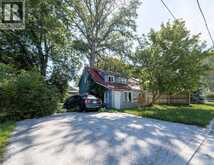 1988 BEACHWOOD AVENUE | Sarnia Ontario | Slide Image One