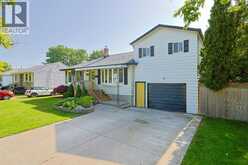 898 GRANDVIEW AVENUE | Sarnia Ontario | Slide Image One