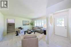 898 GRANDVIEW AVENUE | Sarnia Ontario | Slide Image Five