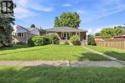 721 WILLIAM AVENUE | Sarnia Ontario | Slide Image Two