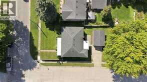 721 WILLIAM AVENUE | Sarnia Ontario | Slide Image Thirty-three