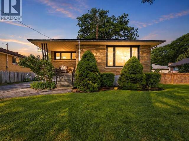 57 Vimy CRESCENT Sarnia Ontario, N7S 1J7 - 3 Bedrooms Home For Sale