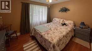 437 BRIGHT STREET | Sarnia Ontario | Slide Image Eight
