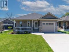 353 GABLES AVENUE Petrolia Ontario, N0N 1R0