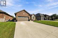 740 REMINGTON COURT | Sarnia Ontario | Slide Image Two