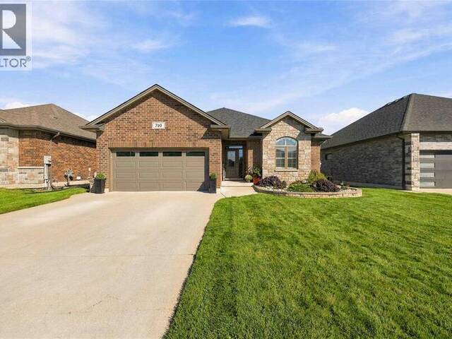 740 REMINGTON COURT Sarnia Ontario, N7S 0C4 - 4 Bedrooms Home For Sale
