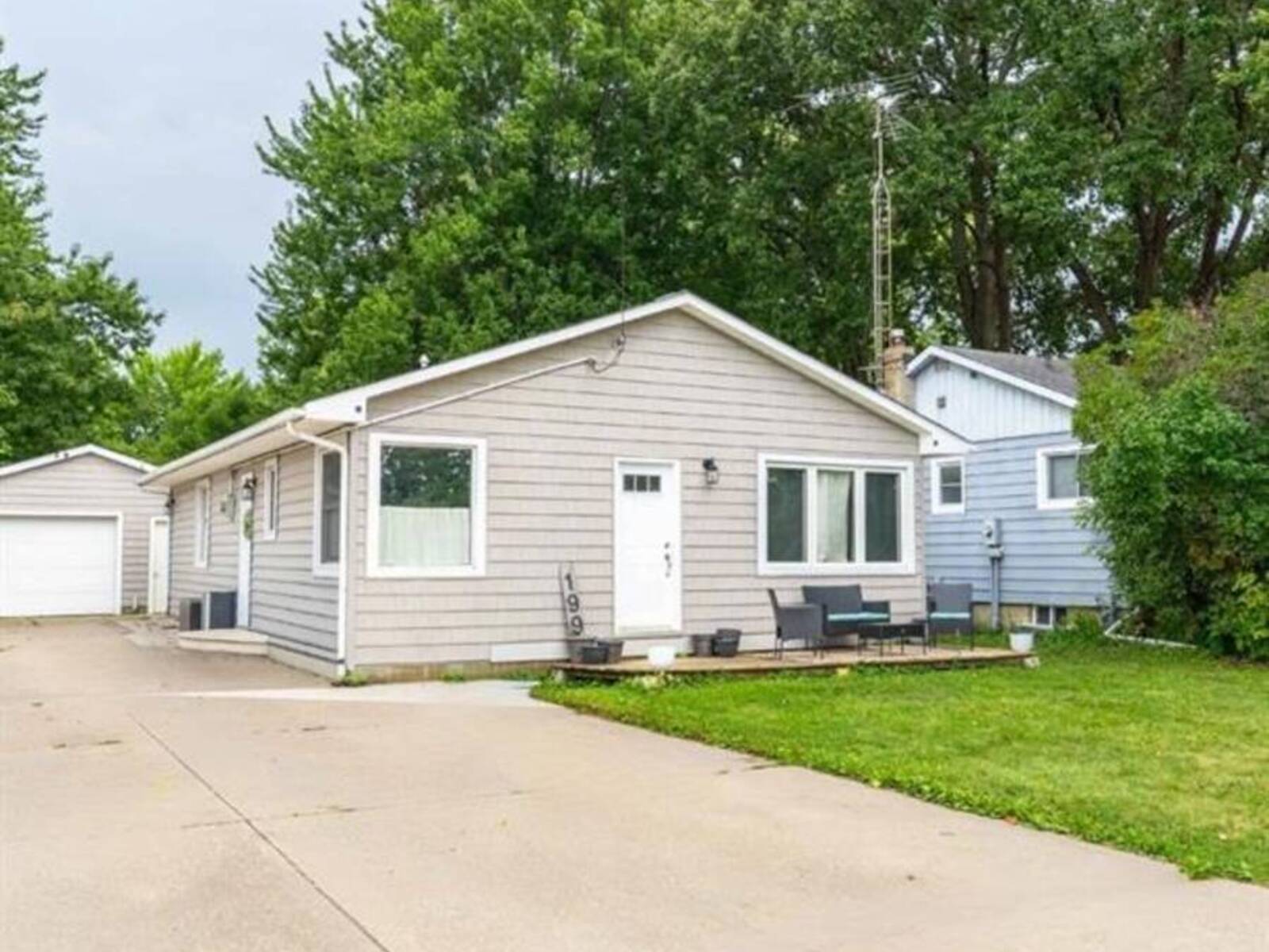 199 FANE STREET, St. Clair, Ontario N0N 1G0