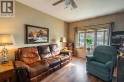 635 Highbury PARK | Sarnia Ontario | Slide Image Fifteen