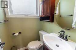 635 Highbury PARK | Sarnia Ontario | Slide Image Seventeen
