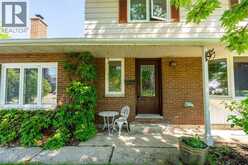 635 Highbury PARK | Sarnia Ontario | Slide Image Three