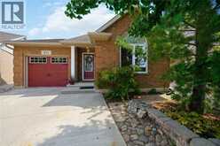 821 Carriage WAY | Sarnia Ontario | Slide Image Three