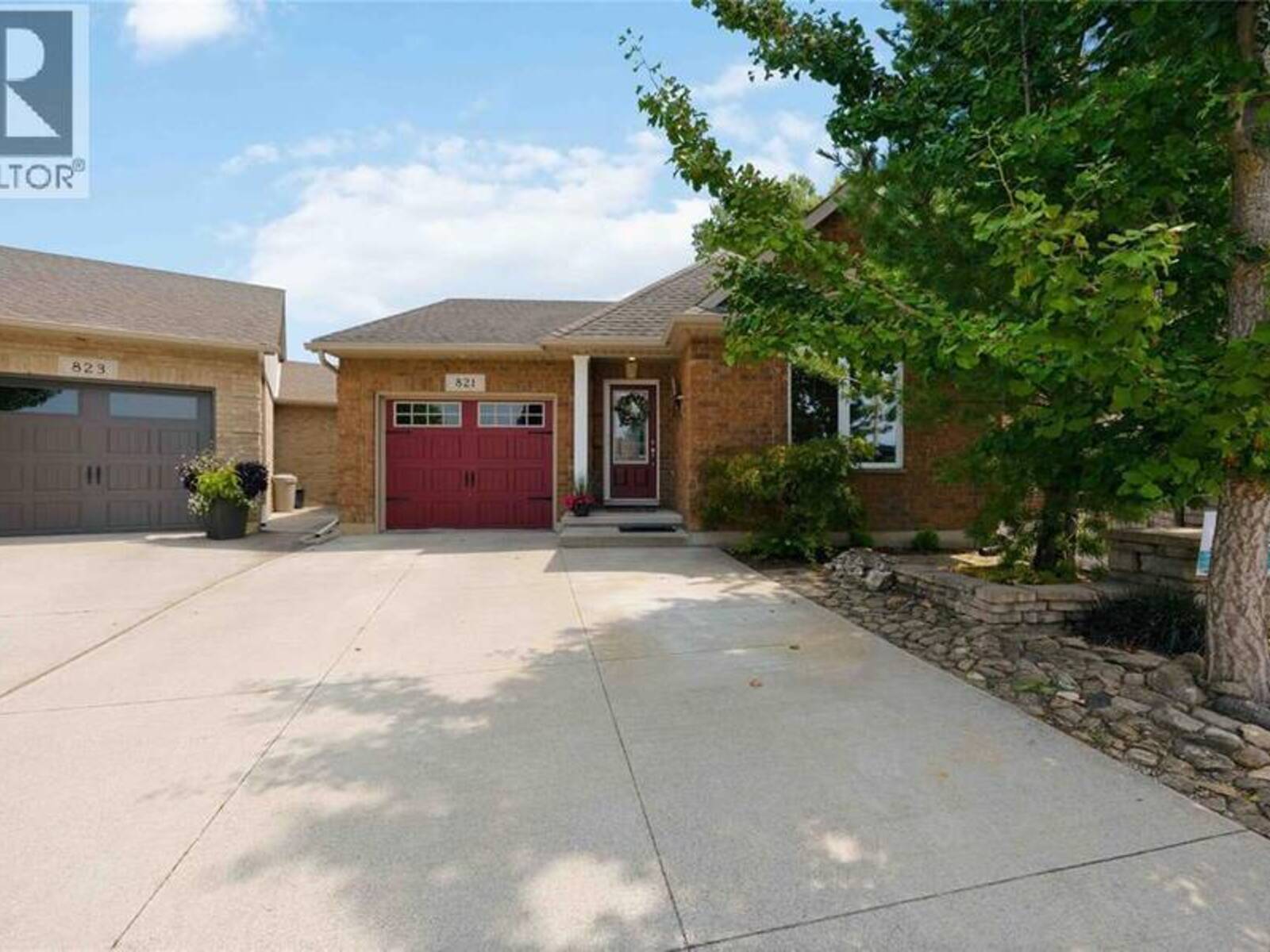821 Carriage WAY, Sarnia, Ontario N7W 0A5