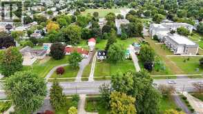 974 LONDON ROAD | Sarnia Ontario | Slide Image Thirty-one