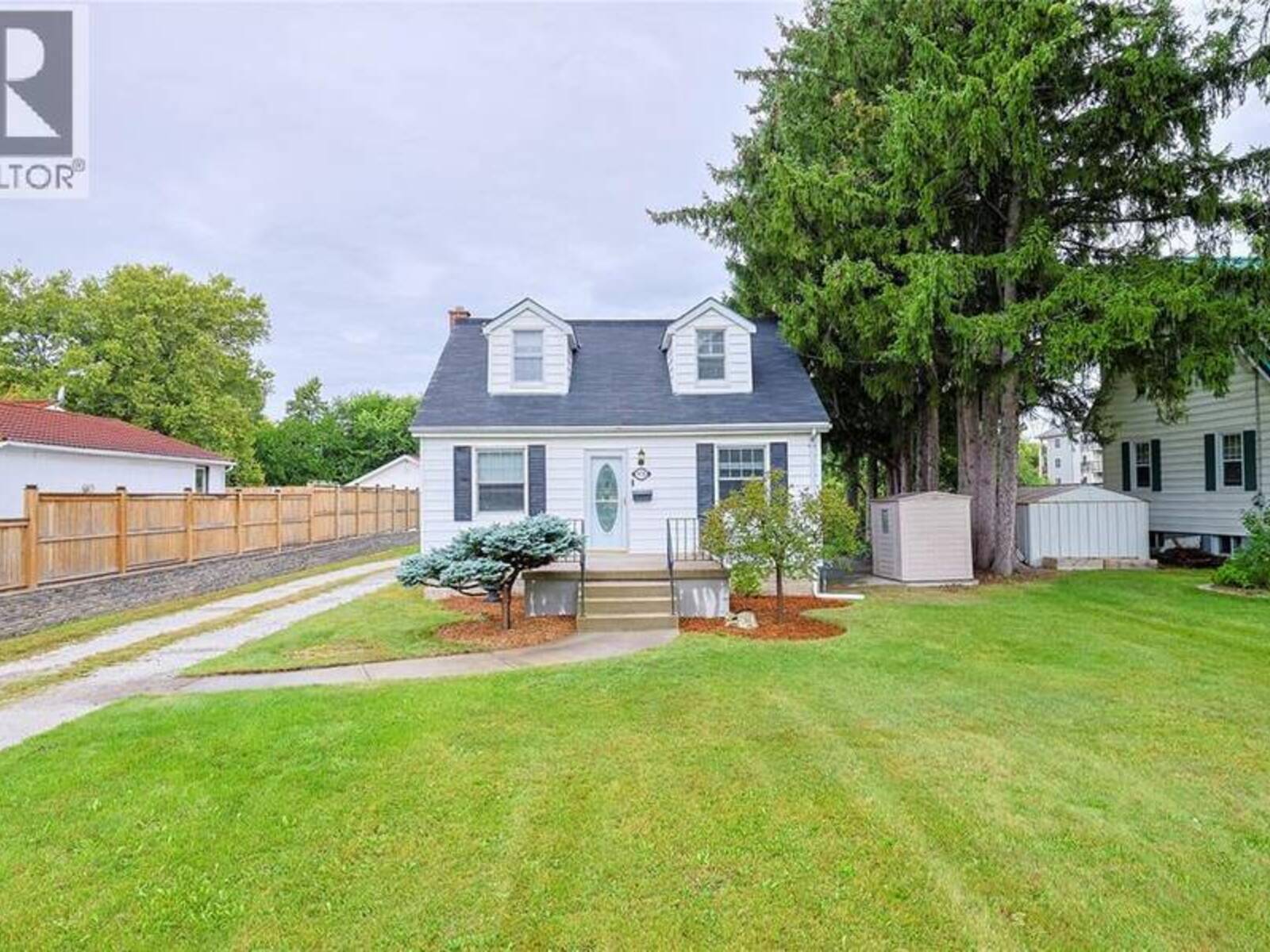 974 LONDON ROAD, Sarnia, Ontario N7S 1N7