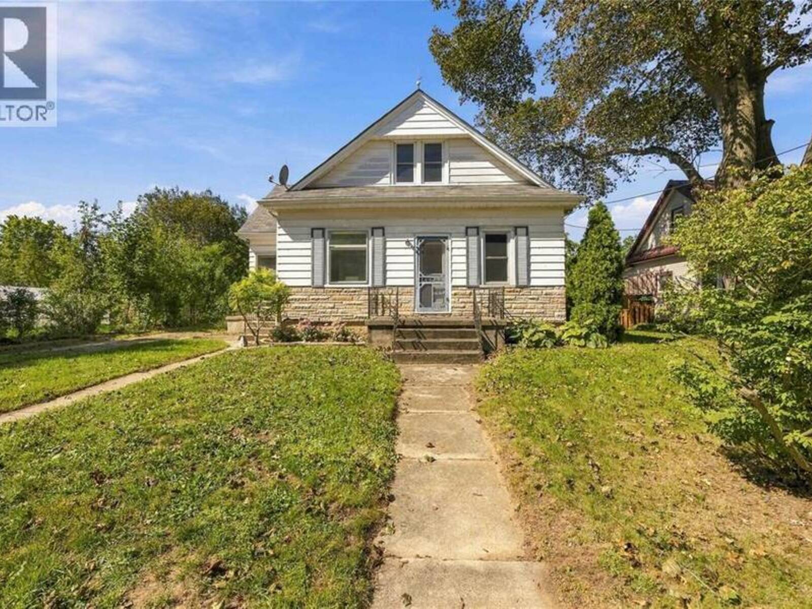 14 Gore STREET, Lambton Shores, Ontario N0N 1J0