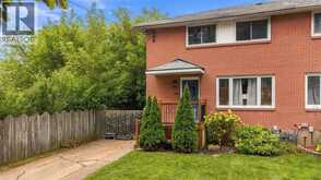 819 ELIZABETH AVENUE | Sarnia Ontario | Slide Image Thirty-five