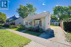 133 BRIGHT STREET | Sarnia Ontario | Slide Image Three