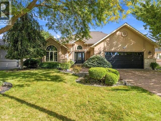 588 RIVERSIDE DRIVE St. Clair Ontario, N0N 1G0 - 3 Bedrooms Home For Sale