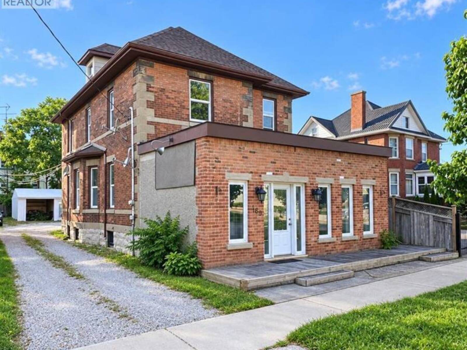 169 CHRISTINA STREET South, Sarnia, Ontario N7T 2M9