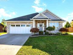 142 Madison D'Andrea AVENUE Sarnia Ontario, N7S 6L9