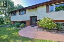 3534 CLARENCE STREET | Plympton-Wyoming Ontario | Slide Image Six