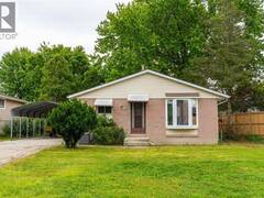 1104 OVERLEA CRESCENT Sarnia Ontario, N7S 4E7
