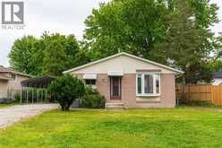 1104 OVERLEA CRESCENT | Sarnia Ontario | Slide Image One