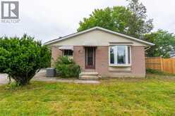 1104 OVERLEA CRESCENT | Sarnia Ontario | Slide Image Two