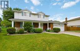 821 DANBURY CRESCENT | Sarnia Ontario | Slide Image One