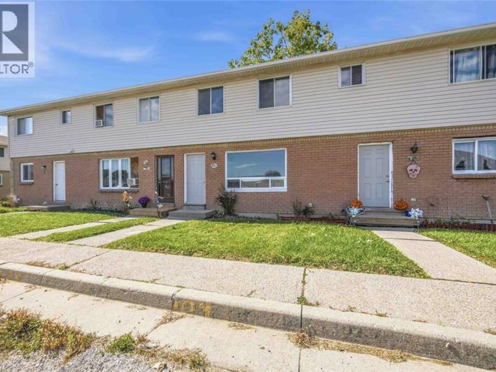348 CAMERON STREET Unit# 105, St. Clair, Ontario N0N 1G0