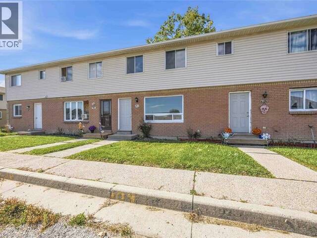 348 CAMERON STREET Unit# 105 St. Clair Ontario, N0N 1G0 - 3 Bedrooms Condo For Sale