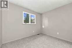 51 Maplestone AVENUE | Sarnia Ontario | Slide Image Sixteen