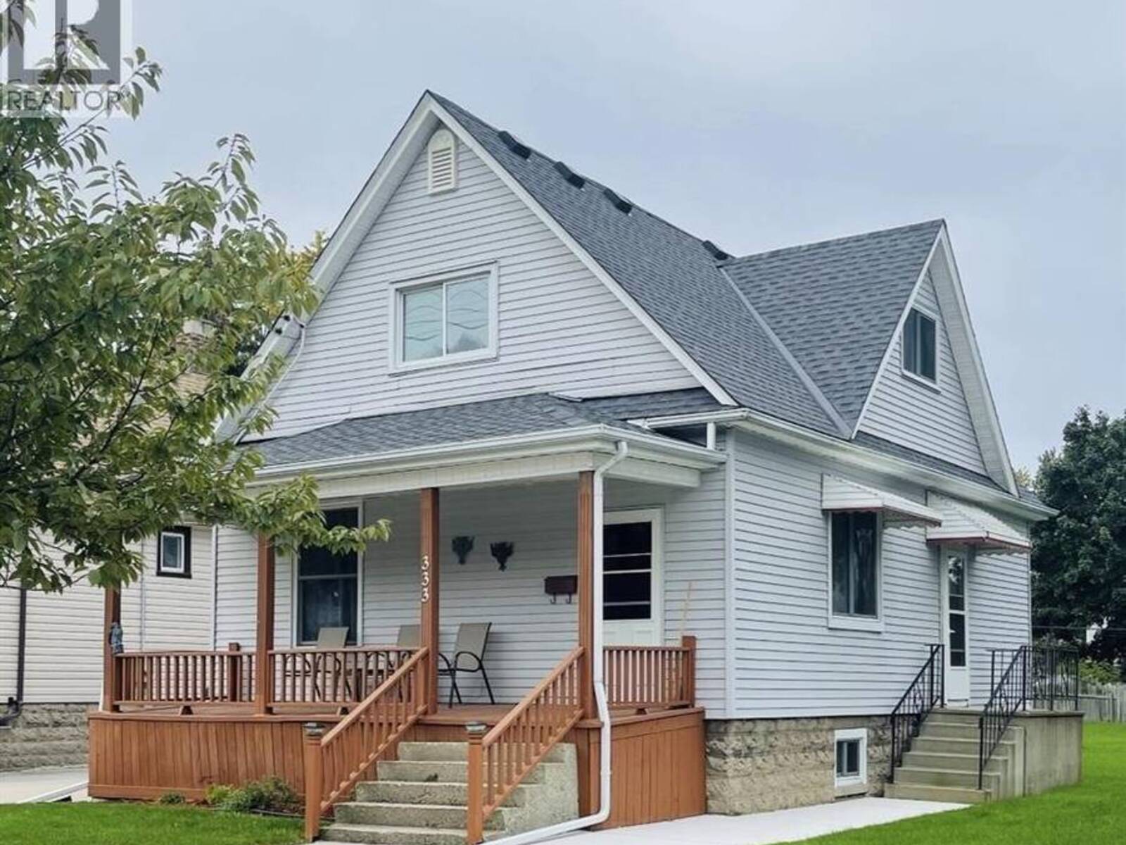 333 MITTON STREET South, Sarnia, Ontario N7T 3E4