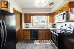702 ROSS AVENUE | Sarnia Ontario | Slide Image Nine