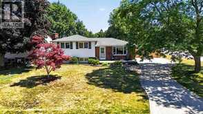 492 PARKDALE CRESCENT | St. Clair Ontario | Slide Image Thirty-four