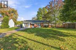 914 Retlaw DRIVE | Sarnia Ontario | Slide Image Two