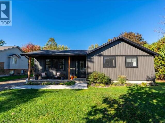 4072 COLLINGWOOD STREET Plympton-Wyoming Ontario, N0N 1J6 - 3 Bedrooms Waterfront Home For sale