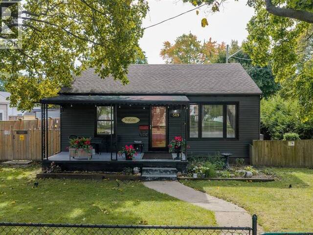 549 CROMWELL STREET Sarnia Ontario, N7T 3Z5 - 2 Bedrooms Home For Sale
