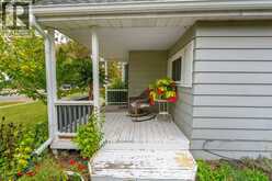 266 MACKENZIE STREET North | Sarnia Ontario | Slide Image Thirty-one