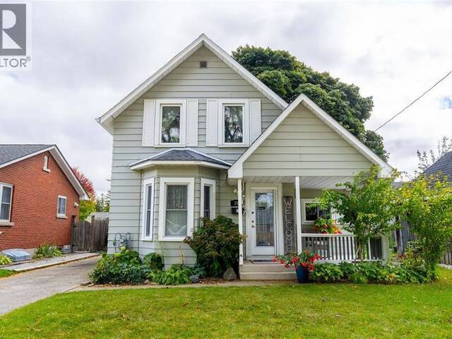266 MACKENZIE STREET North Sarnia Ontario, N7T 6L3 - 4 Bedrooms Home For Sale