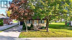 4076 FLORENCE AVENUE | Petrolia Ontario | Slide Image Two
