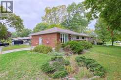 880 CHAMPLAIN ROAD | Sarnia Ontario | Slide Image Two