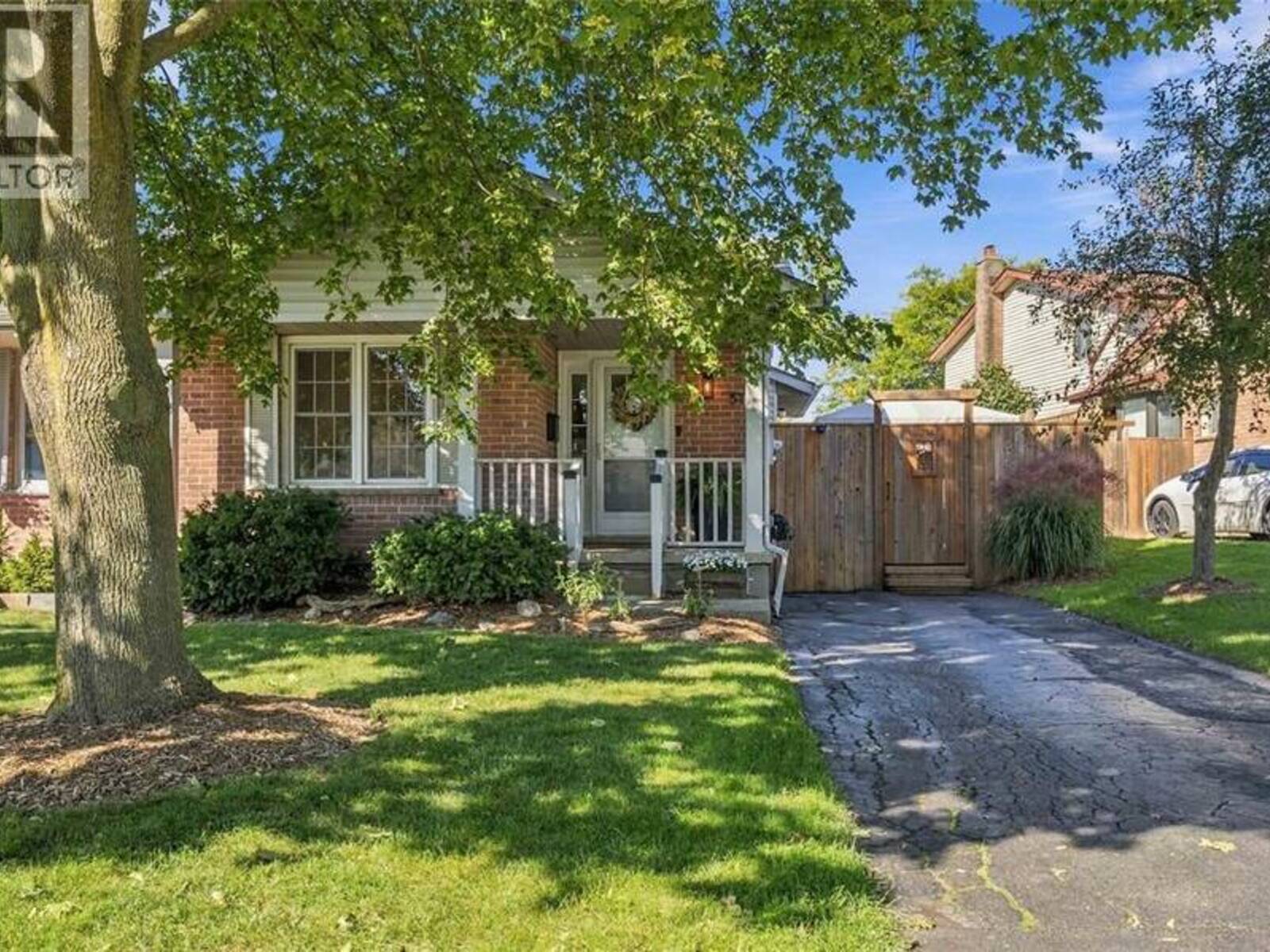 51 Salvia STREET, London, Ontario N5Z 4T1